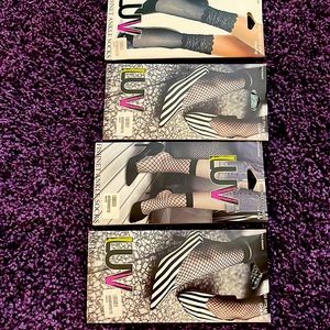 4 pairs of net socks
